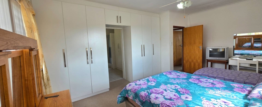 3 Bedroom Property for Sale in Franskraal Western Cape